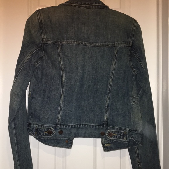 NO LONGER AVAILABLE cute Abercrombie short jeans jacket size s - Picture 5 of 6